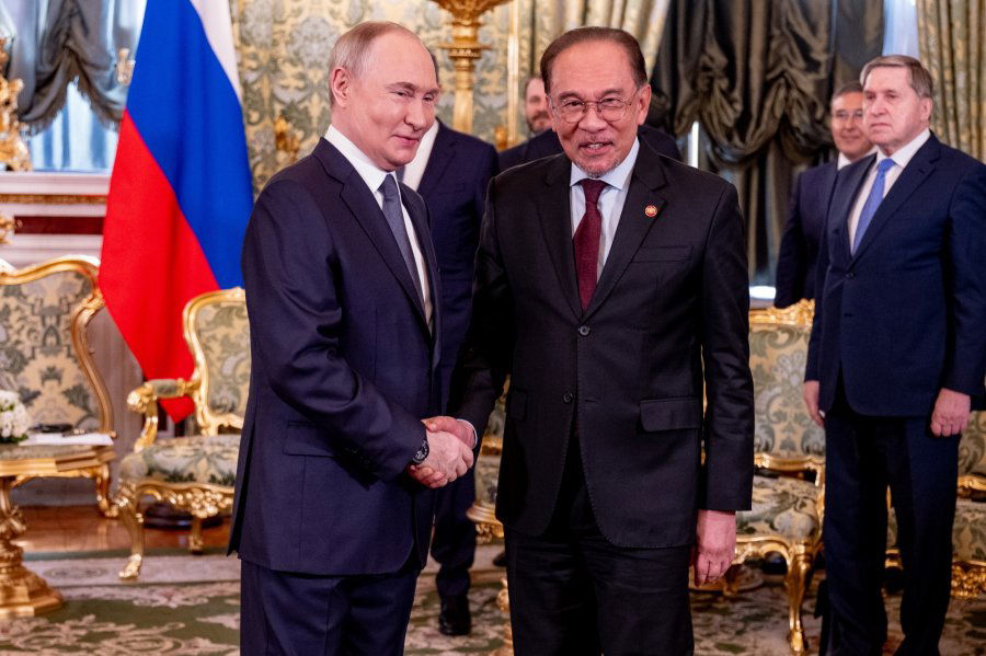 安华与普京双边会谈　“俄罗斯是马来西亚好朋友”