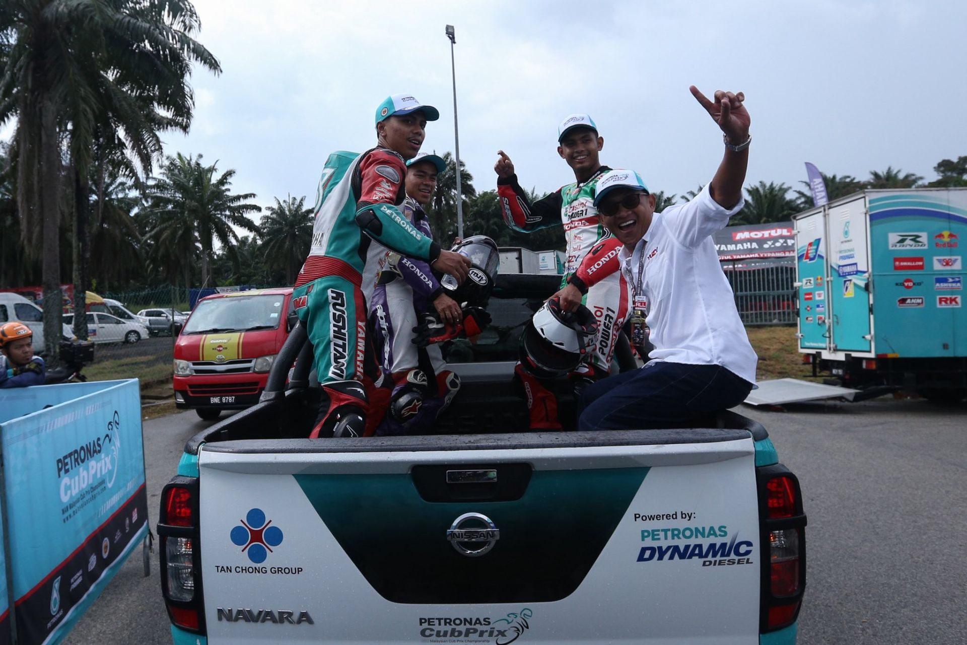 baru dan hangat dalam automotif dan kenderaan