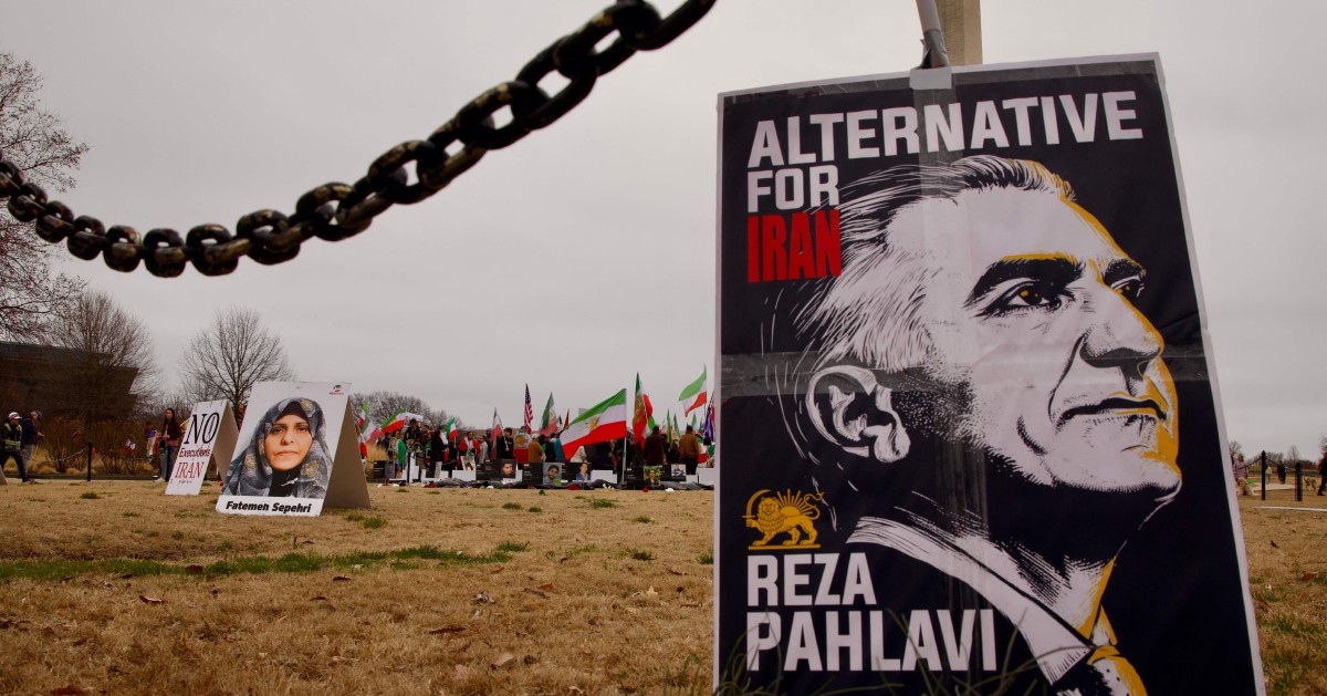 "Bersedia untuk peralihan Iran di bawah kepimpinan saya" - Reza Pahlavi