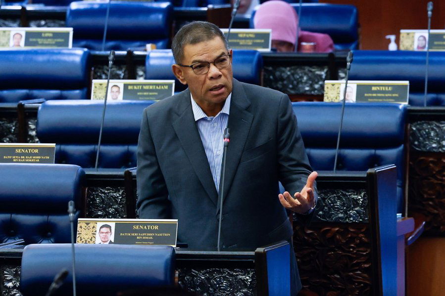 我国去年录得4.5万宗网络罪案　每日平均接500宗投报