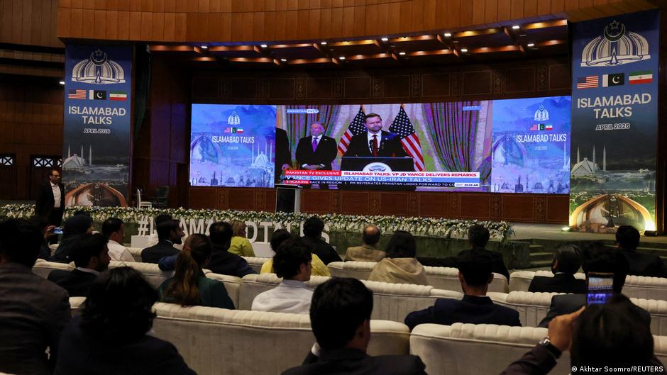 美伊谈判无果而终 特朗普要封锁霍尔木兹海峡