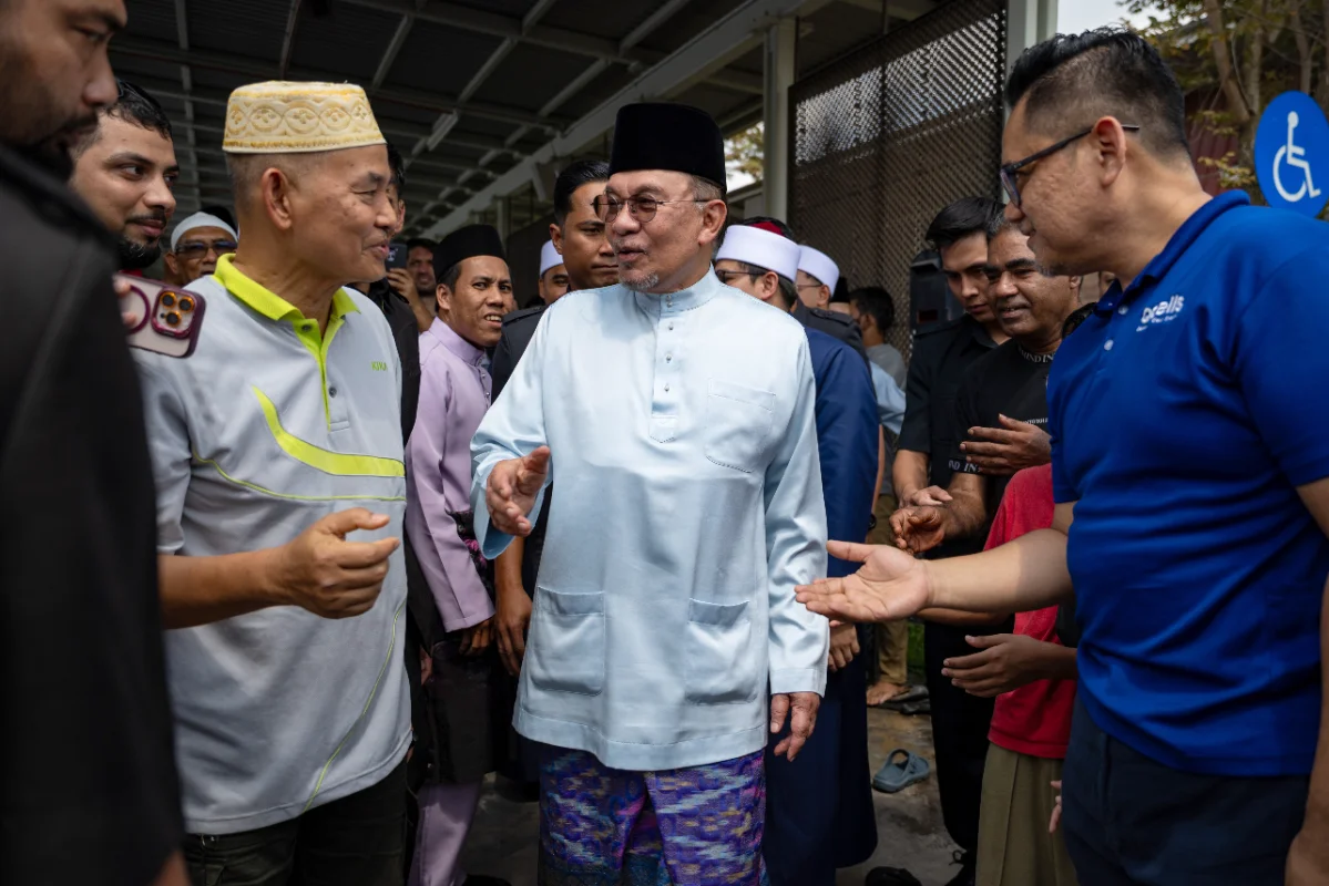 Anwar praises Hajiji’s political maturity in forming new Sabah cabinet