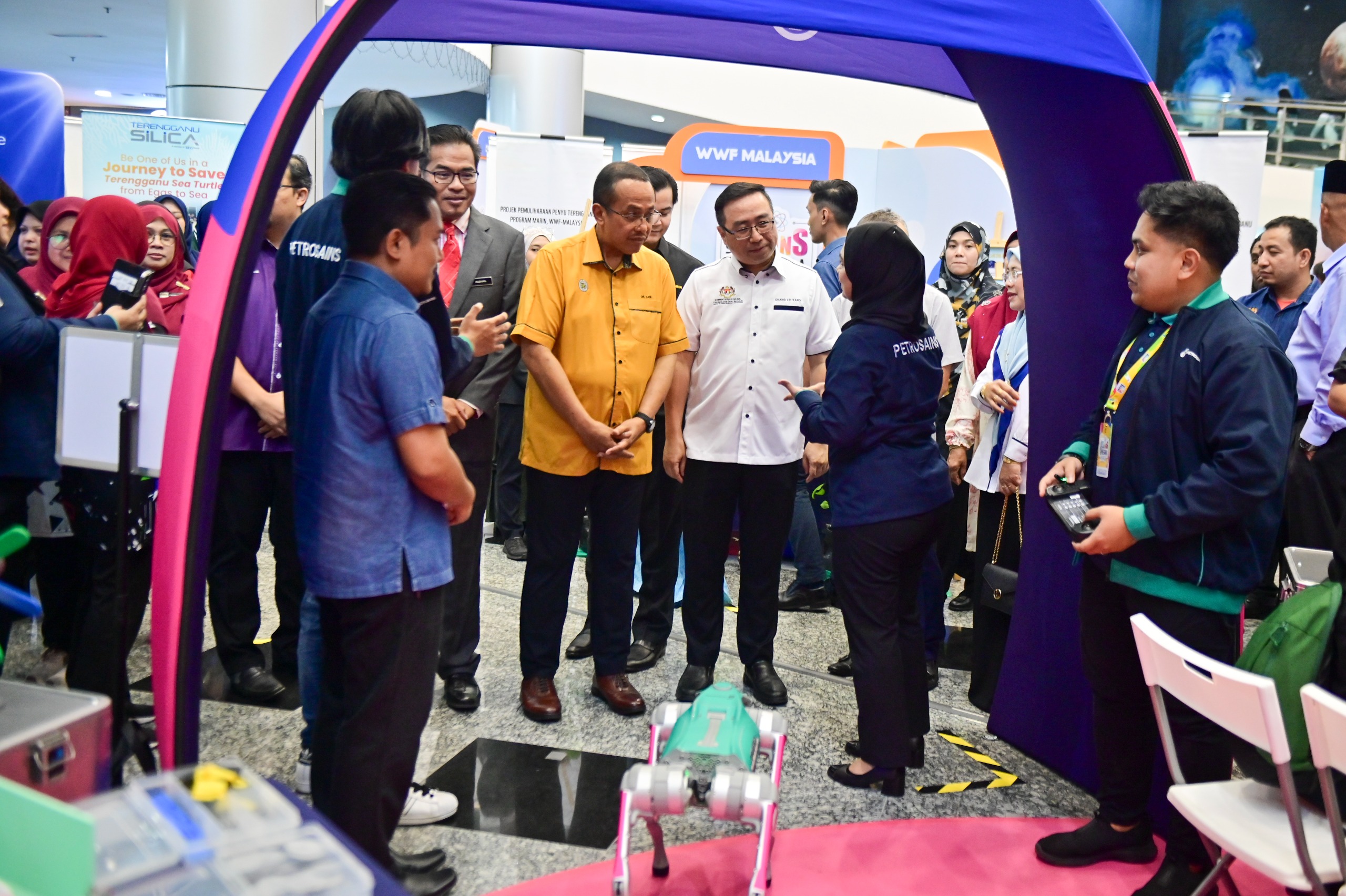 Komited bangunkan bakat sains, teknologi dan inovasi  Pantai Timur 