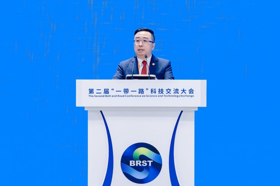 受邀赴第3届“一带一路”科技交流大会　郑立慷倡议共建科技研究联盟