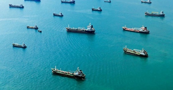 Politics needs to wait as Malaysia faces an oil crisis – Wong Chun Wai