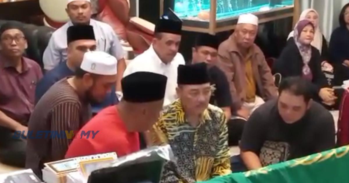 Hajiji tiba di kediaman Allahyarham Bung Moktar, beri penghormatan terakhir