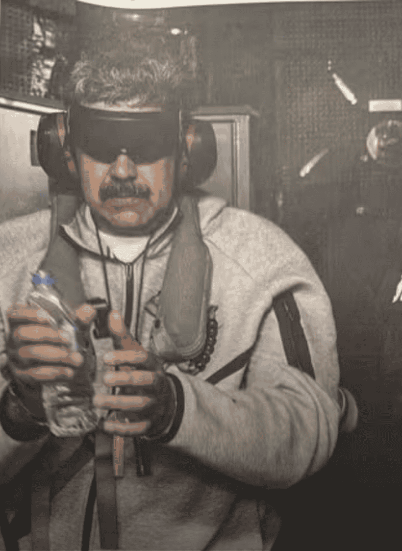 美国委内瑞拉马杜罗总统夫妇首都突袭