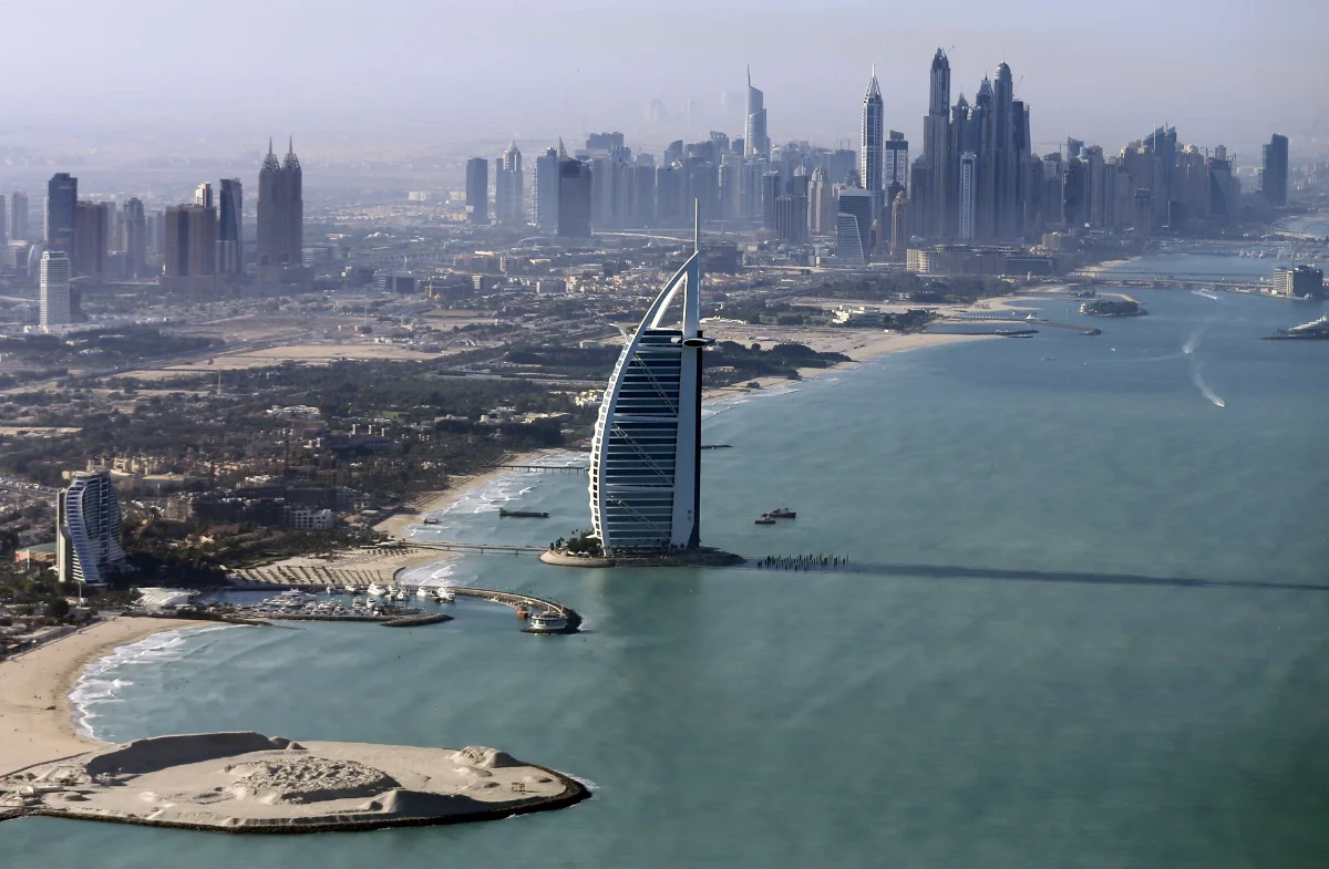 UAE warns of potential missile threat in brief alert