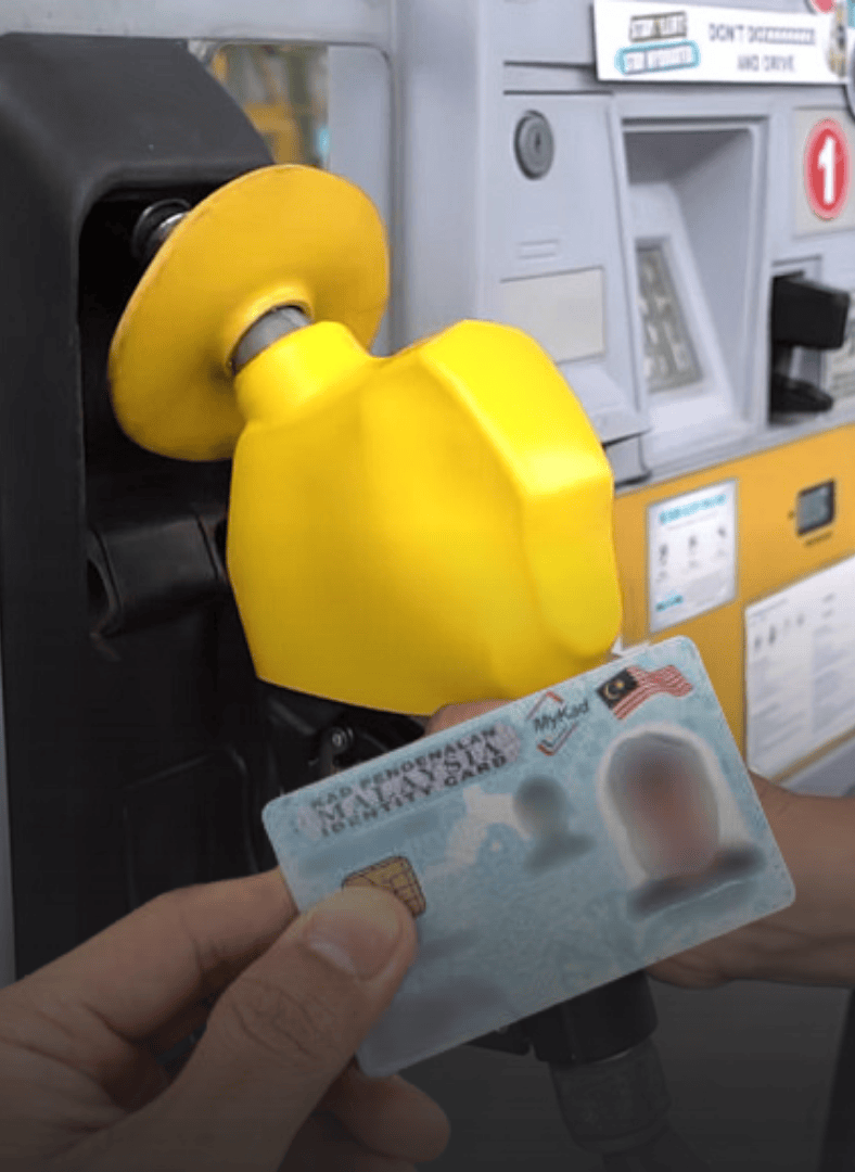 budi95 subsidi petrol ron95 bersasar mykad malaysia