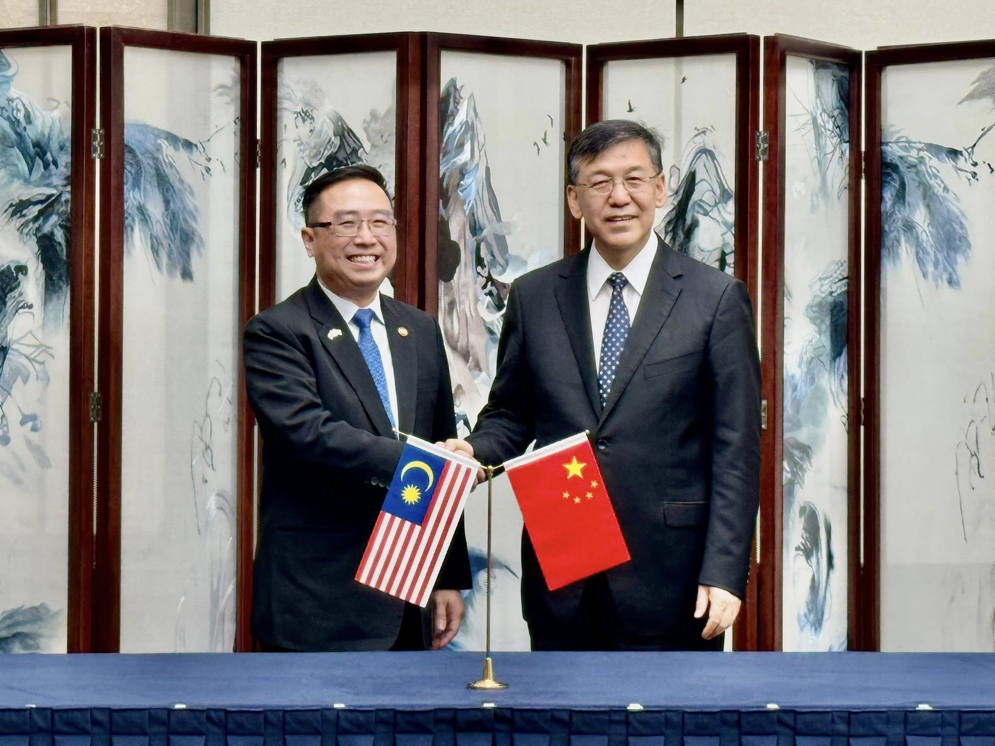 借“一带一路”平台   马中科技合作再升级